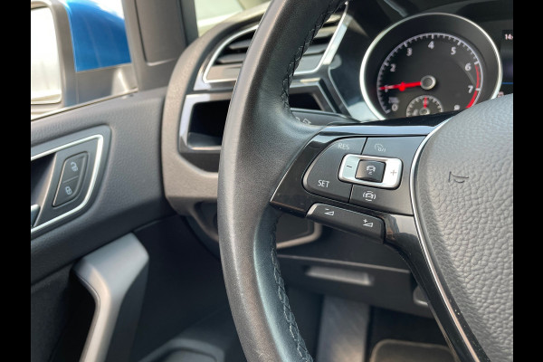 Volkswagen Touran 1.5 TSI Highline