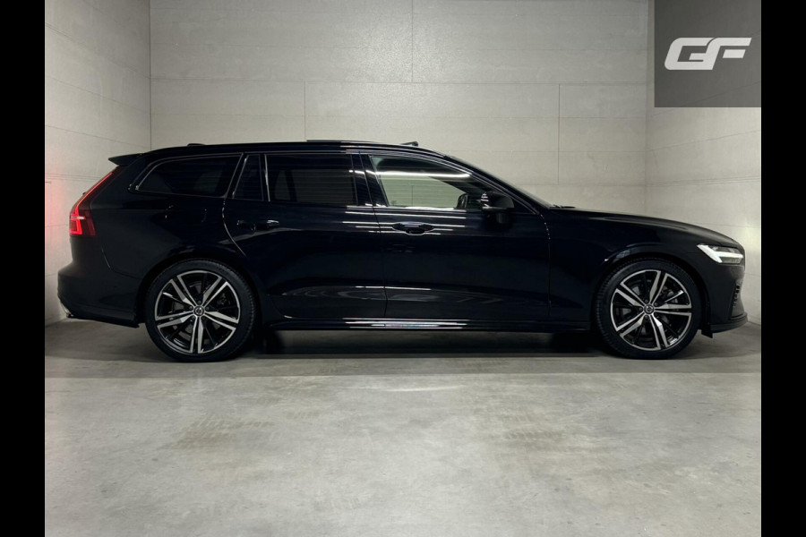 Volvo V60 2.0 T8 Recharge AWD R-Design B&W 360° Pano HUD Trekh. NAP