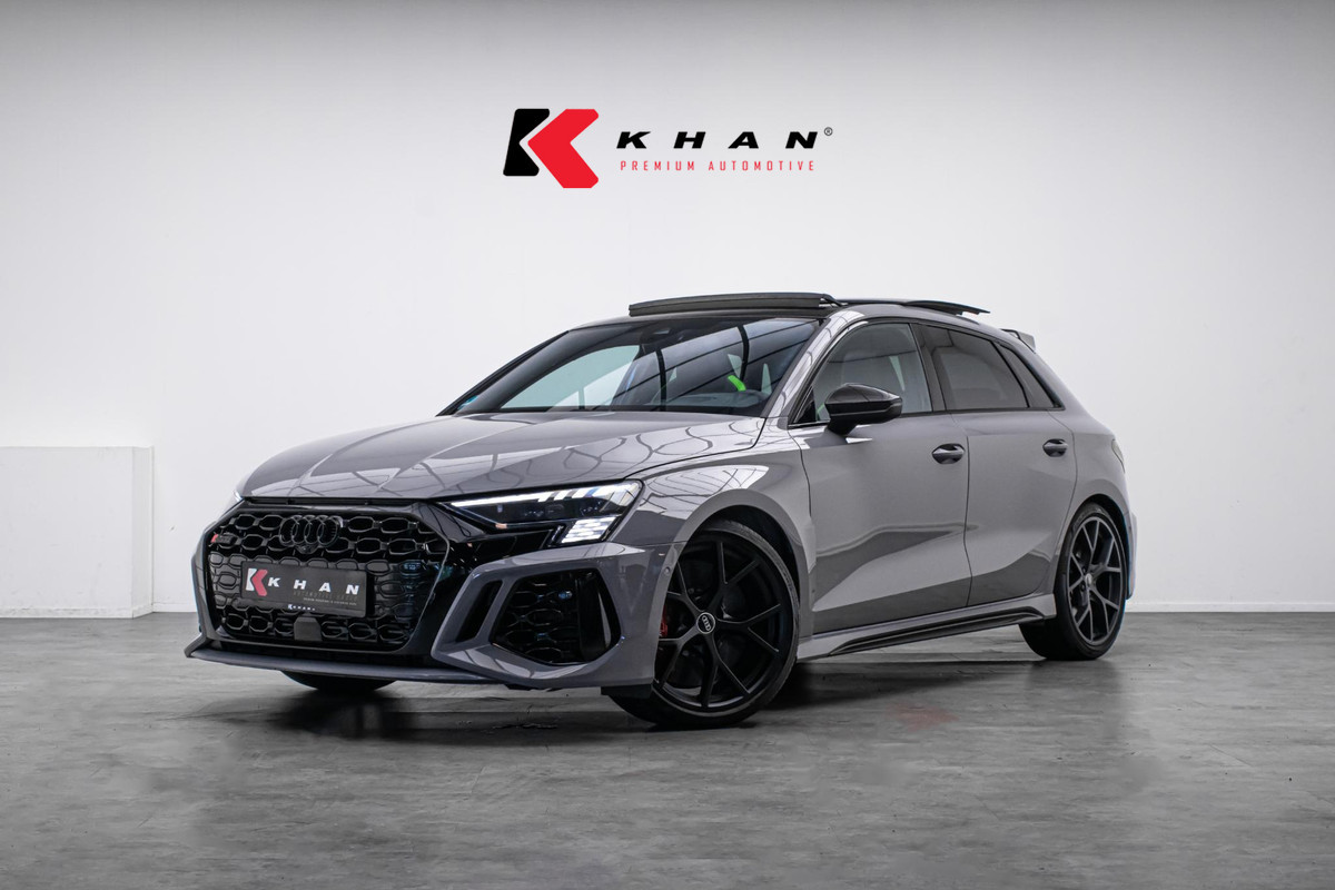 Audi RS3 Sportback 2.5 TFSI Quattro |Pano|Massage|Ceramic|Carbon|Memory|VOLL| Audi RS3 Sportback 2.5 TFSI Quattro |Pano|Massage|Ceramic|Carbon|Memory|VOLL|