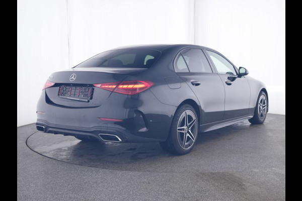 Mercedes-Benz C-Klasse 300 e AMG Plug-In Hybride | AMG Line | Night Pakket | Led Koplampen | Stuur en Stoelverwarming | Inclusief 24 maanden MB Certified garantie voor Europa.