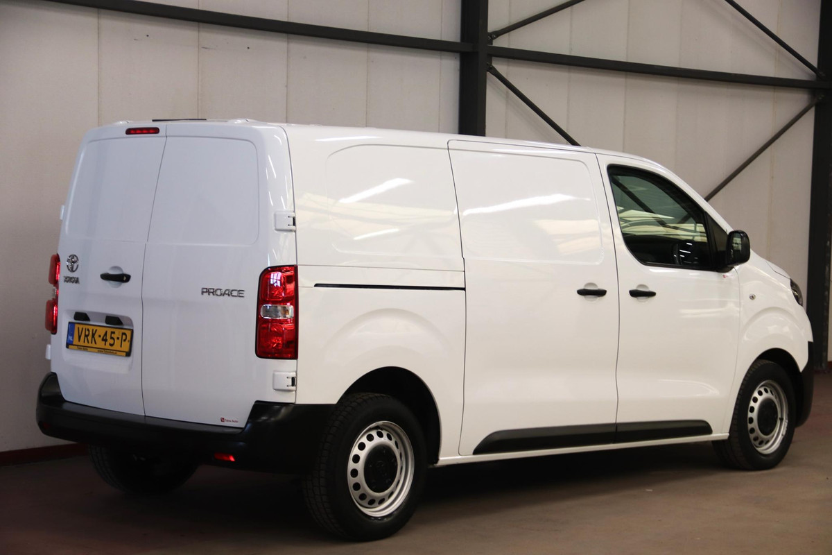 Toyota ProAce Worker 2.0 D-4D Live Toyota ProAce Worker 2.0 D-4D Live