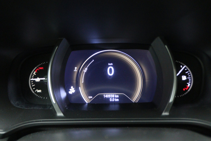 Renault MEGANE Estate 1.3 TCe Limited Apple Carplay, LED, Cruise, Climate, Keyless, PDC, Trekhaak
