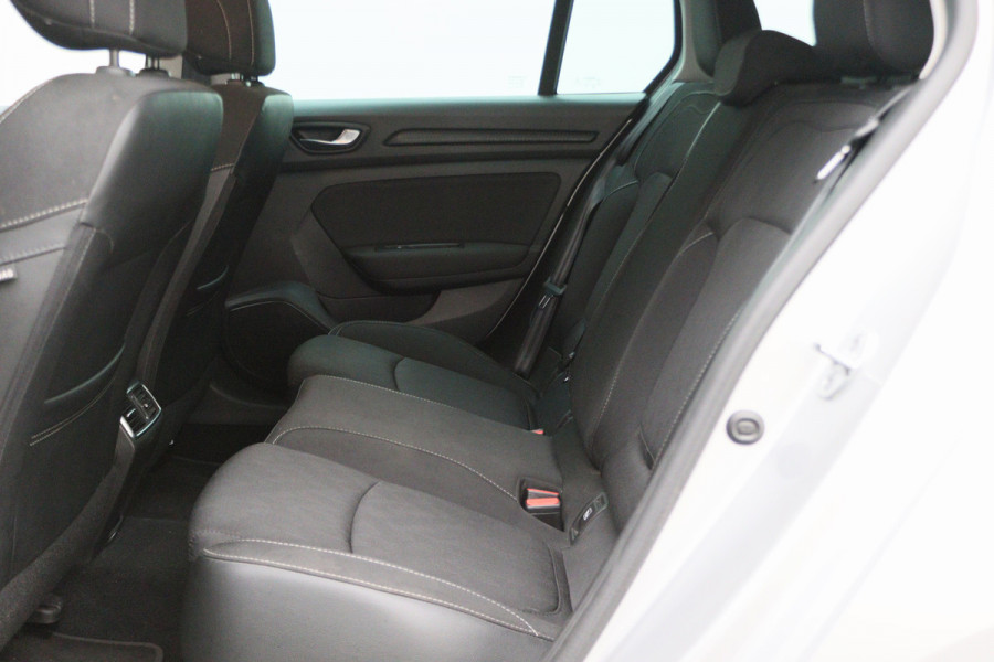 Renault MEGANE Estate 1.3 TCe Limited Apple Carplay, LED, Cruise, Climate, Keyless, PDC, Trekhaak