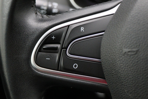 Renault MEGANE Estate 1.3 TCe Limited Apple Carplay, LED, Cruise, Climate, Keyless, PDC, Trekhaak