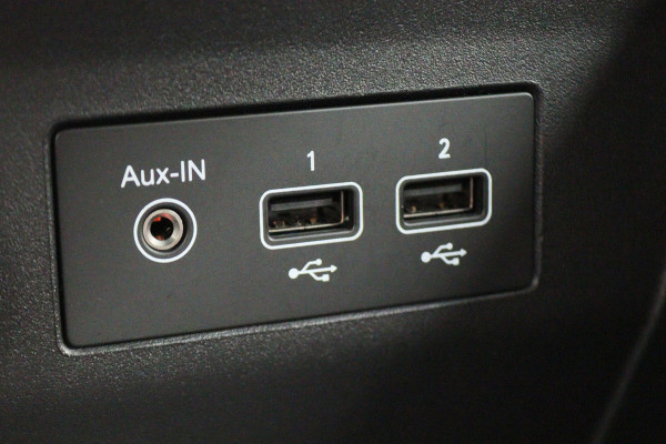 Renault Clio 1.0 TCe Zen LED, Apple Carplay, Cruise, Navigatie, Airco, DAB