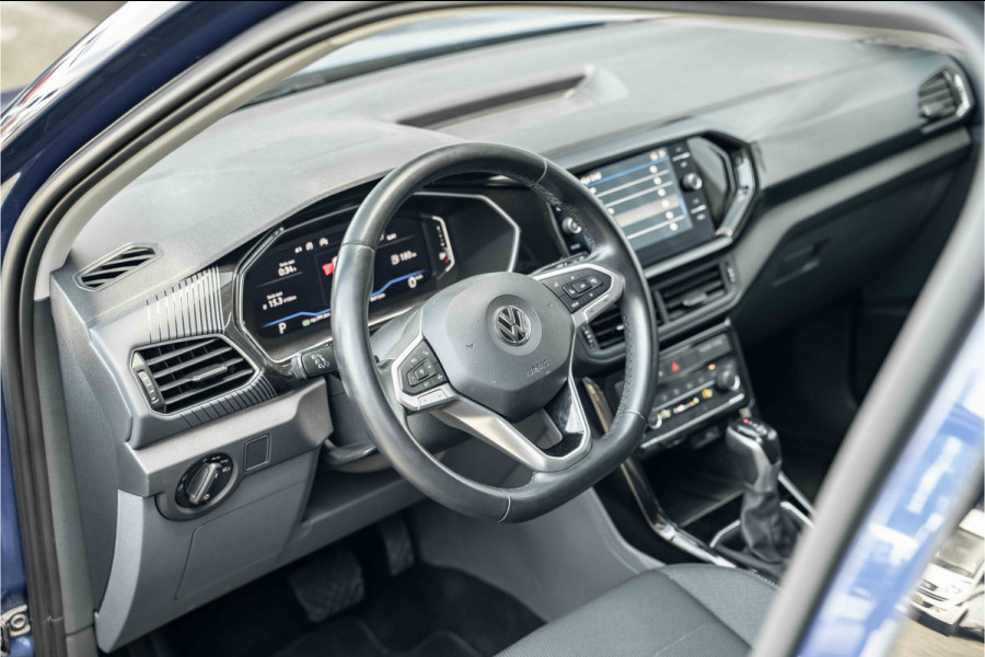 Volkswagen T-Cross 1.0 TSI | Automaat | Camera | Adaptive Cruise | 18'LMV | Virt Cockpit
