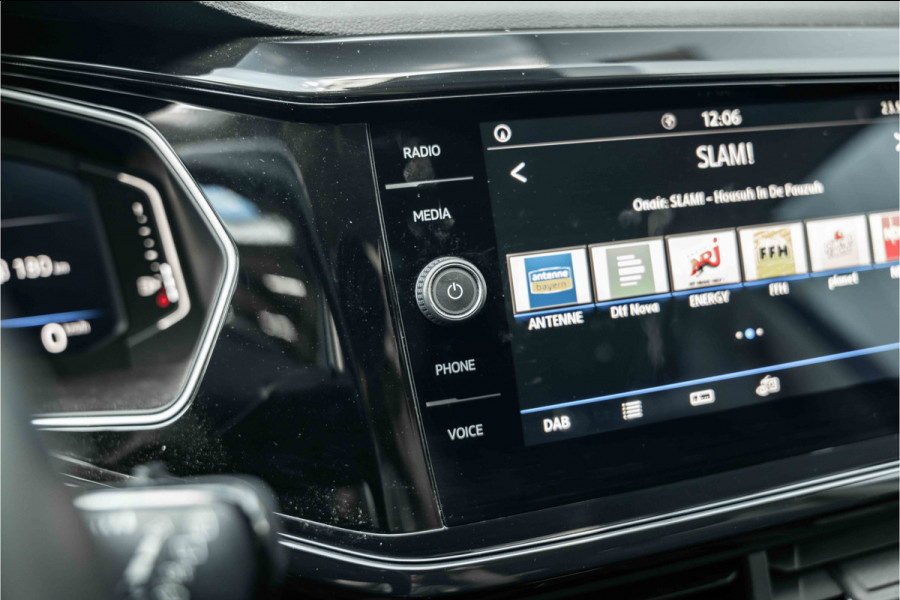 Volkswagen T-Cross 1.0 TSI | Automaat | Camera | Adaptive Cruise | 18'LMV | Virt Cockpit