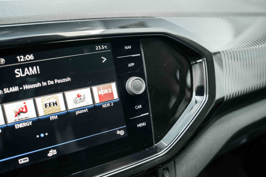 Volkswagen T-Cross 1.0 TSI | Automaat | Camera | Adaptive Cruise | 18'LMV | Virt Cockpit