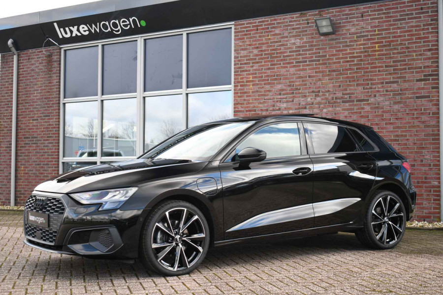 Audi A3 Sportback 40 TFSI e S-Line Pano 19inch Optic-black Carplay