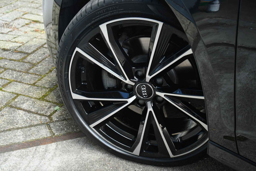 Audi A3 Sportback 40 TFSI e S-Line Pano 19inch Optic-black Carplay