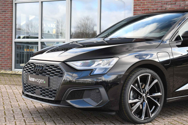 Audi A3 Sportback 40 TFSI e S-Line Pano 19inch Optic-black Carplay