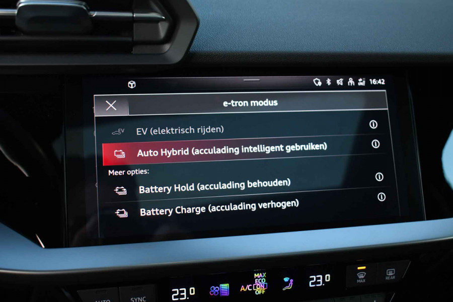 Audi A3 Sportback 40 TFSI e S-Line Pano 19inch Optic-black Carplay