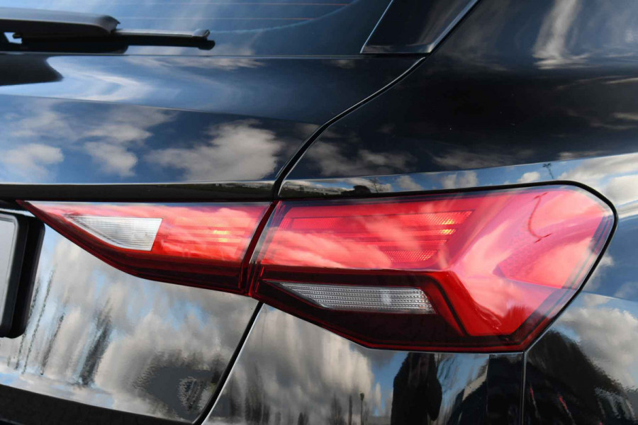 Audi A3 Sportback 40 TFSI e S-Line Pano 19inch Optic-black Carplay
