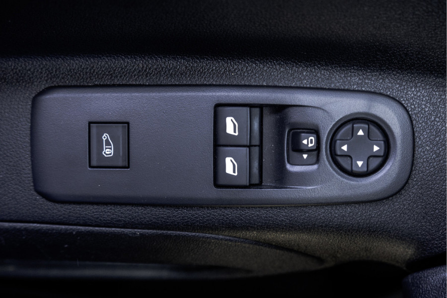 Opel Combo 1.5D Innovation | L2H1 | LED | CarPlay | Camera | Navi | Cruise | Airco | PDC | Euro 6