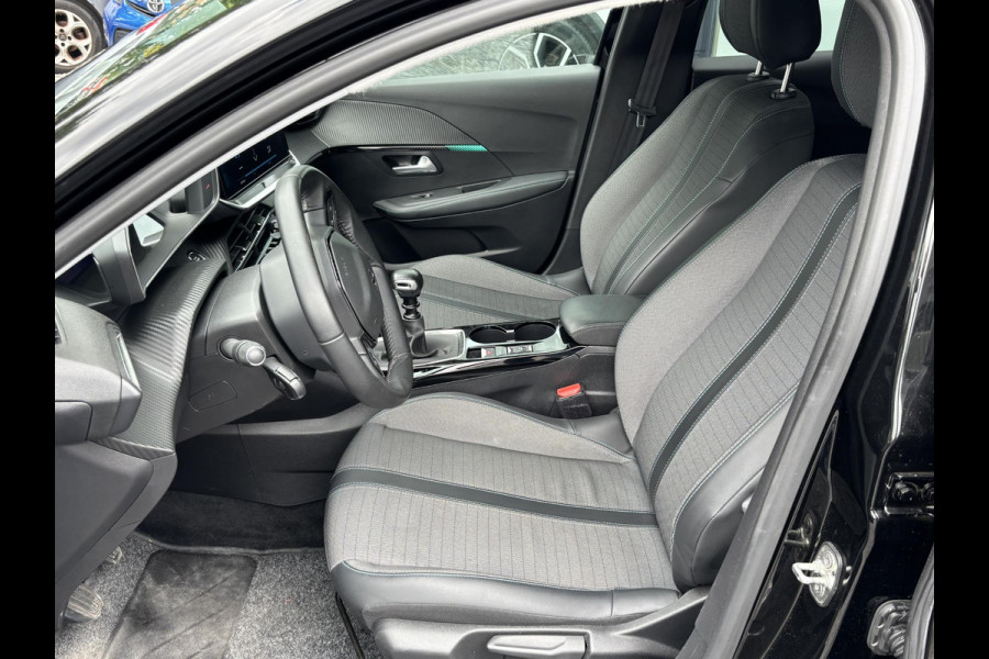 Peugeot 208 1.2 PT 100 Allure Pack | Navi | Parkeercamera | Apple Carplay | Prijs is rijklaar
