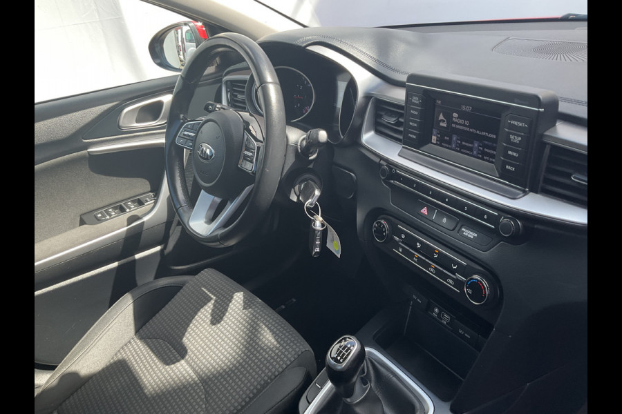 Kia Ceed 1.0 T-GDi Comfortline Clima Cruise Audio Trekhaak Orig.NL Red Voll.Onderhouden!
