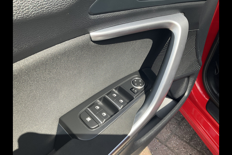 Kia Ceed 1.0 T-GDi Comfortline Clima Cruise Audio Trekhaak Orig.NL Red Voll.Onderhouden!