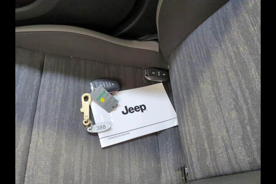 Jeep Avenger Longitude 54 kWh | Navi | Carplay | Stoelverwarming |
