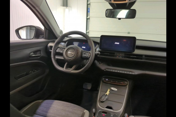 Jeep Avenger Longitude 54 kWh | Navi | Carplay | Stoelverwarming |