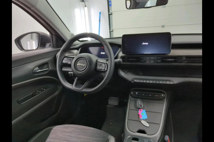 Jeep Avenger Longitude 54 kWh | Navi | Carplay | Stoelverwarming |