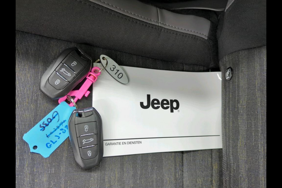 Jeep Avenger Longitude 54 kWh | Navi | Carplay | Stoelverwarming |