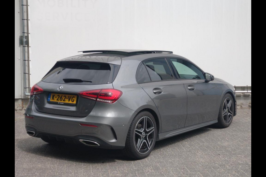 Mercedes-Benz A-Klasse 180 Aut. Business Sol. AMG | Panorama | Sfeer Verlichting | Sportstoelen |