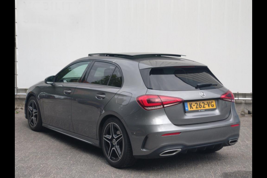 Mercedes-Benz A-Klasse 180 Aut. Business Sol. AMG | Panorama | Sfeer Verlichting | Sportstoelen |