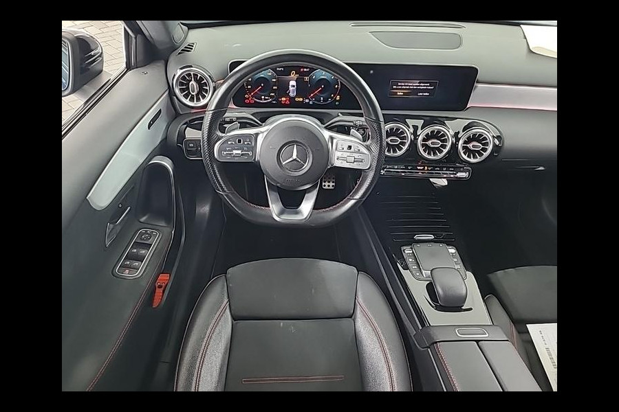Mercedes-Benz A-Klasse 180d Aut. Business Sol. AMG | Navi | Camera | Sfeer |
