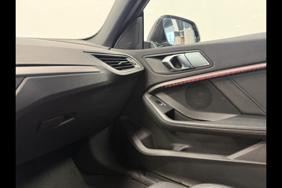 BMW 2 Serie Gran Coupé 218i High Executive Cruise/Climate Hi-Fi 19''LM PDC Camera Leder NAP 24 maanden garantie mogelijk (*vraag naar de voorwaarden)