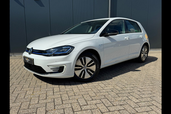 Volkswagen e-Golf E-Golf * Xenon led * Navigatie * PDC v+a *