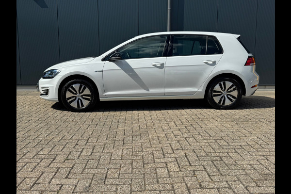 Volkswagen e-Golf E-Golf * Xenon led * Navigatie * PDC v+a *
