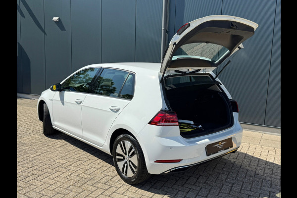 Volkswagen e-Golf E-Golf * Xenon led * Navigatie * PDC v+a *
