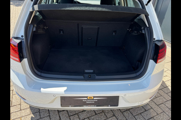 Volkswagen e-Golf E-Golf * Xenon led * Navigatie * PDC v+a *