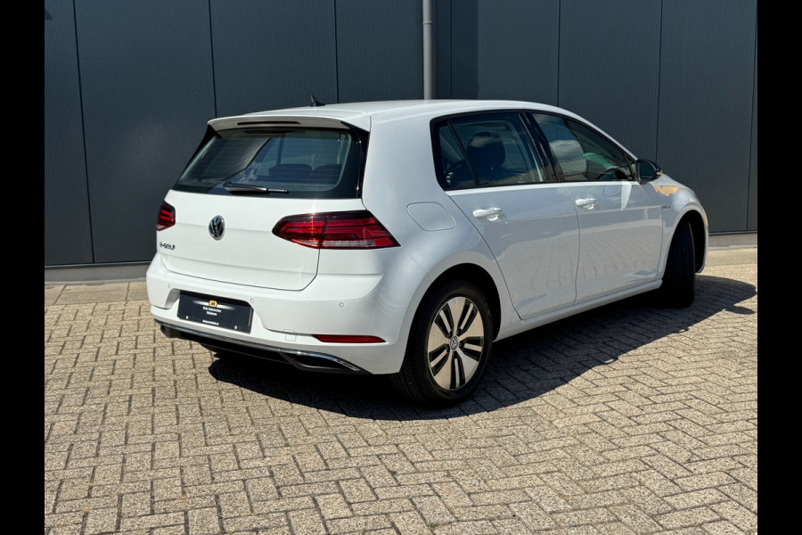 Volkswagen e-Golf E-Golf * Xenon led * Navigatie * PDC v+a *