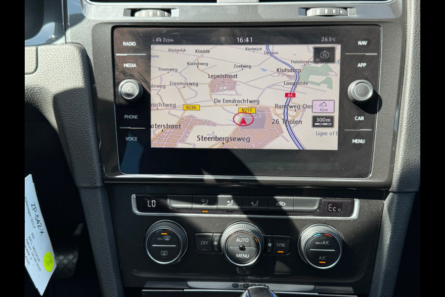 Volkswagen e-Golf E-Golf * Xenon led * Navigatie * PDC v+a *
