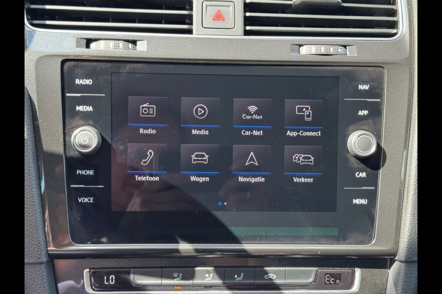 Volkswagen e-Golf E-Golf * Xenon led * Navigatie * PDC v+a *
