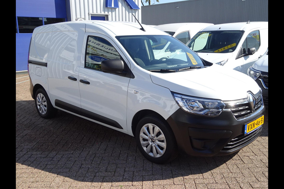 Renault Express 1.5 dCi 75 Comfort + AIRCO GROOT NAVI SCHERM SCHUIFDEUR CRUISE CONTROL Renault Express 1.5 dCi 75 Comfort + AIRCO GROOT NAVI SCHERM SCHUIFDEUR CRUISE CONTROL