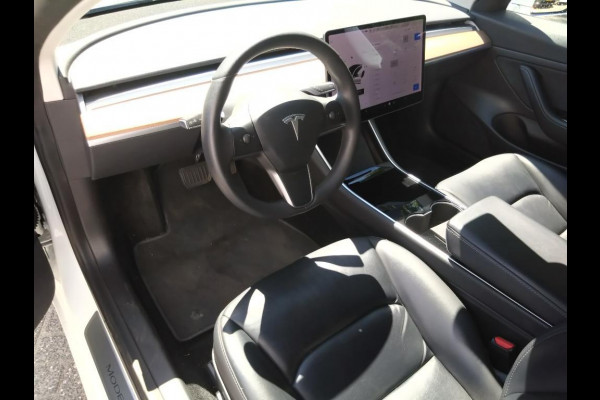 Tesla Model 3 Range Plus | Autopilot | Panorama | Leder | Navi | Camera |