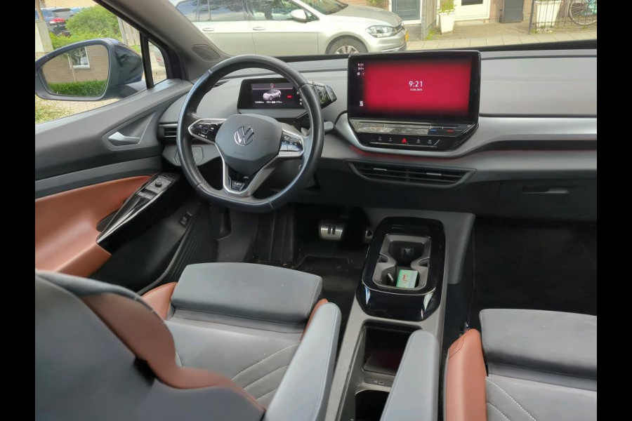 Volkswagen ID.4 Max 77 kWh | IQ-Light | Panorama | Memory | Warmtepomp |