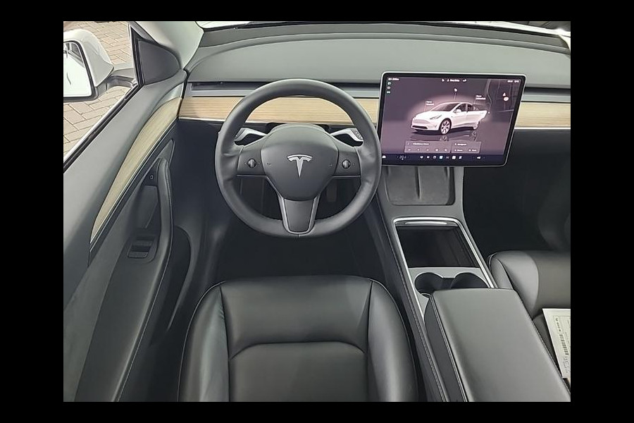 Tesla Model Y Range Plus | Autopilot | Panorama | Trekhaak |