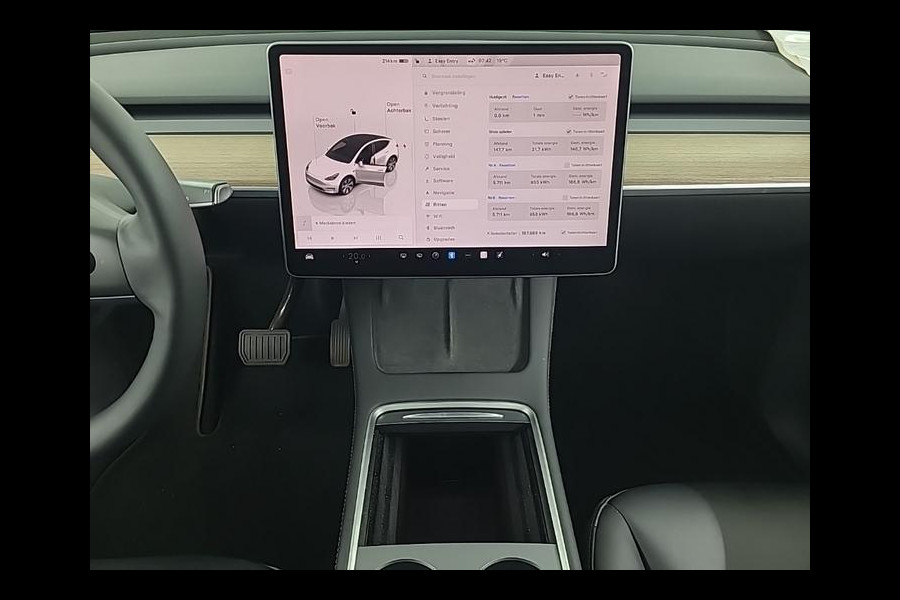 Tesla Model Y Range Plus | Autopilot | Panorama | Trekhaak |