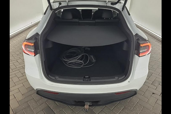 Tesla Model Y Range Plus | Autopilot | Panorama | Trekhaak |