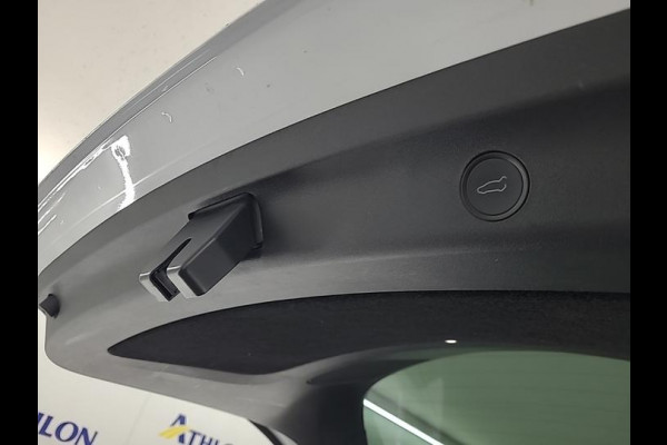 Tesla Model Y Range Plus | Autopilot | Panorama | Trekhaak |