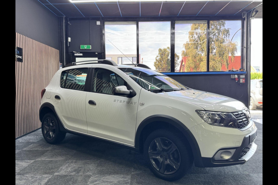 Dacia Sandero 0.9 TCe SL Stepway Automaat!! 1e Eig 45000km navi R camera led Bluetooth