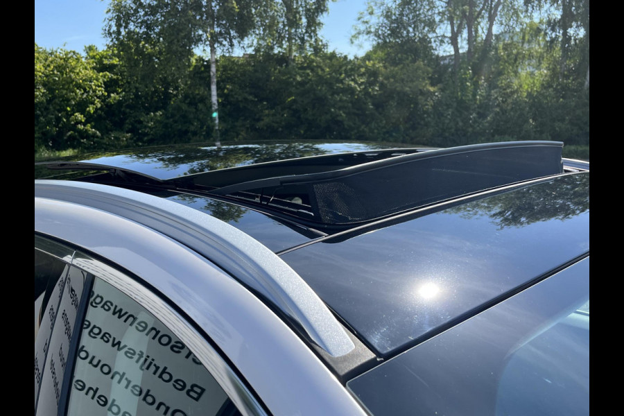 Ford Kuga 2.5 PHEV Vignale 225pk | Panoramadak | Winter Pack | Adaptive Cruise Control | BLIS | Head-up Display | Elek. Kofferklep |