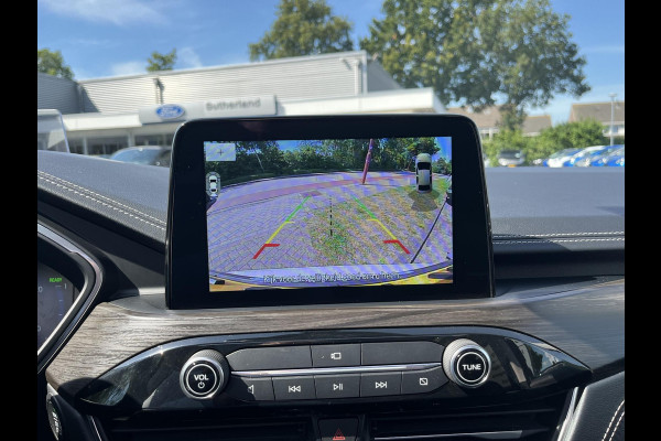 Ford Kuga 2.5 PHEV Vignale 225pk | Panoramadak | Winter Pack | Adaptive Cruise Control | BLIS | Head-up Display | Elek. Kofferklep |
