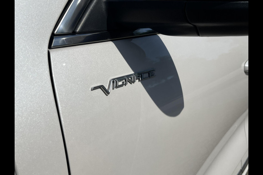Ford Kuga 2.5 PHEV Vignale 225pk | Panoramadak | Winter Pack | Adaptive Cruise Control | BLIS | Head-up Display | Elek. Kofferklep |