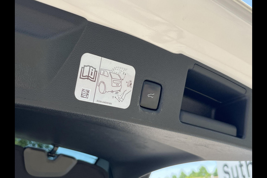 Ford Kuga 2.5 PHEV Vignale 225pk | Panoramadak | Winter Pack | Adaptive Cruise Control | BLIS | Head-up Display | Elek. Kofferklep |