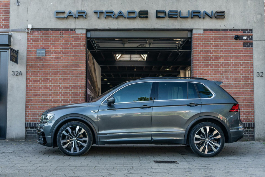 Volkswagen Tiguan 2.0 TSI 4Motion R-Line Pano / Trekhaak / Camera