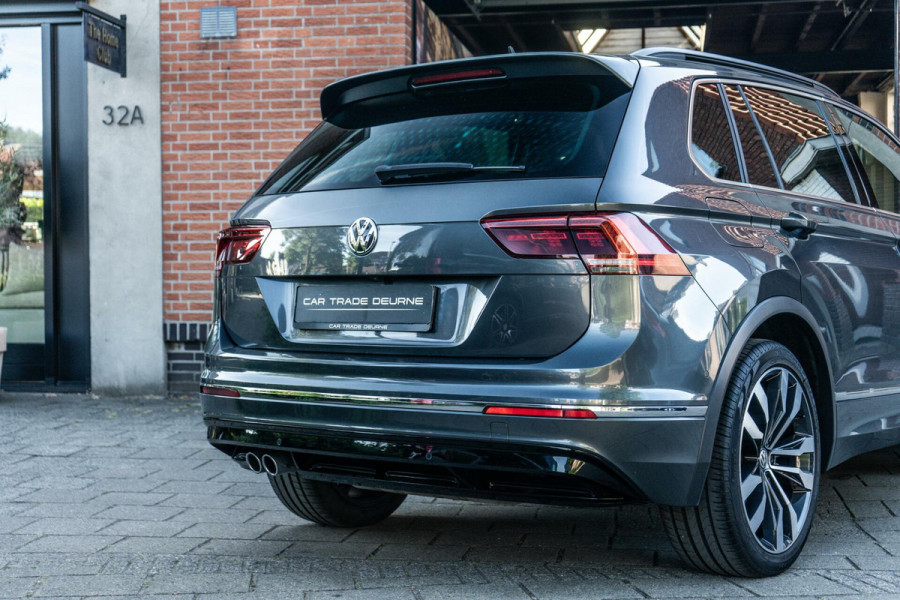 Volkswagen Tiguan 2.0 TSI 4Motion R-Line Pano / Trekhaak / Camera